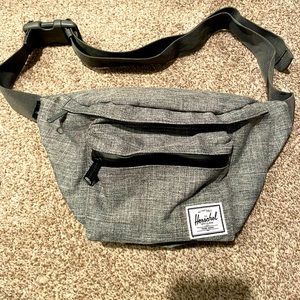 HERSCHEL - grey fanny pack